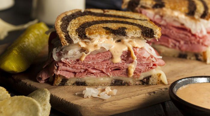 Reuben Sandwich with Corned Beef and Sauerkraut