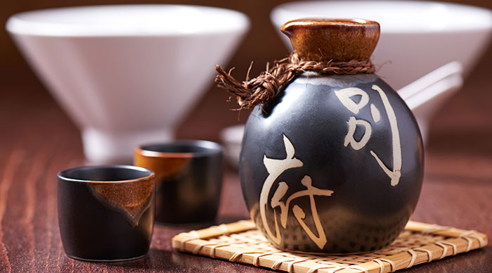 Japanese Sake Set in Bar Plat Tokyo